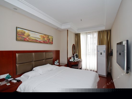 1.8米床豪华大床房