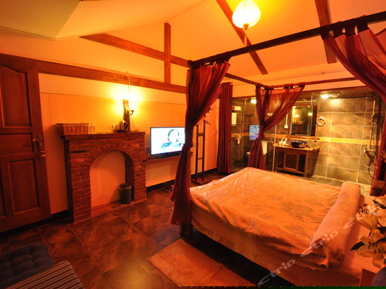 精品大床房（柒月）