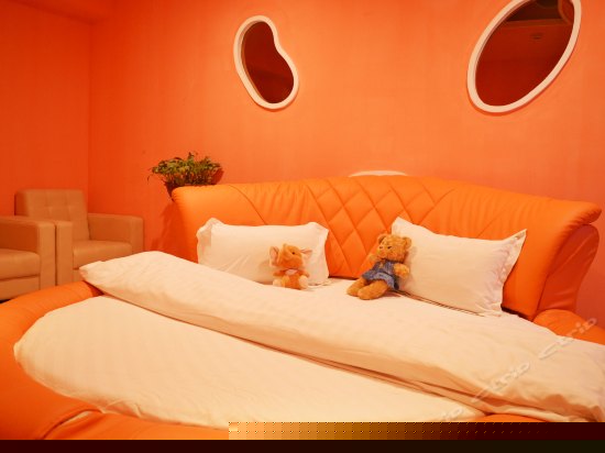 精品主题浪漫圆床房