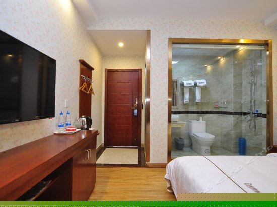 景观豪华大床房