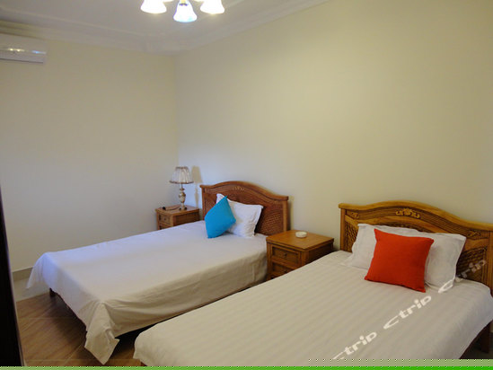 豪华园景三房二厅