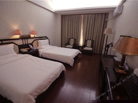 中式标准双床房