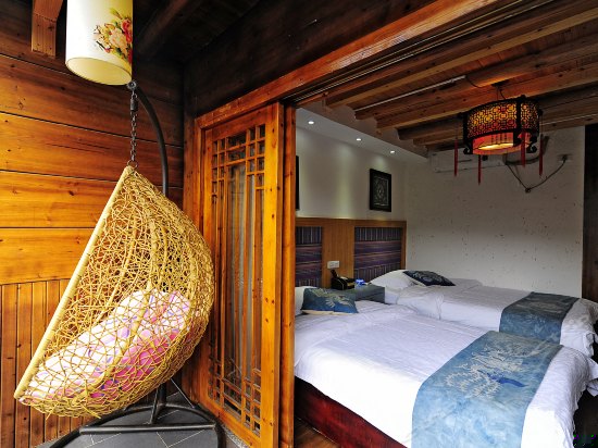 3楼豪华独立观景阳台全景标间