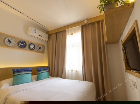 舒适大床房（201）