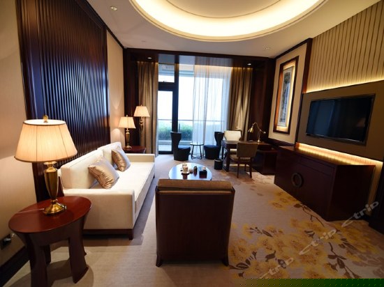 豪华无敌海景套房