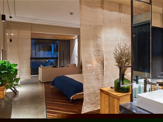 最美夕阳海景花园大床房