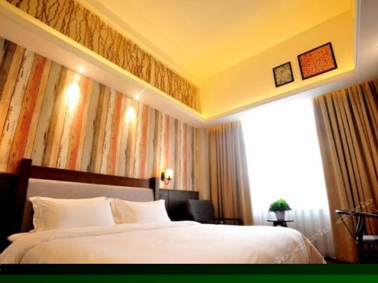 尊享主题大床房