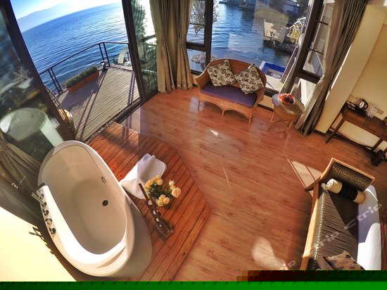 270度豪华海景套房