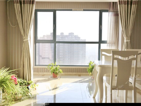 阳光两室大套房