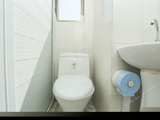 海景四房一厅一厨套房