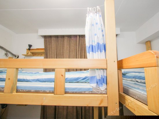 男生四人间床位(单铺价)(公卫)(内宾)