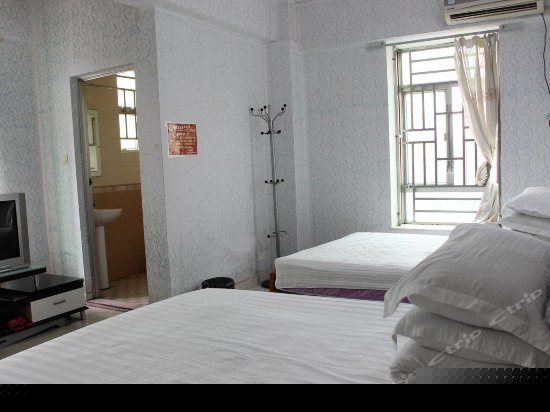 豪华空调电脑双床房