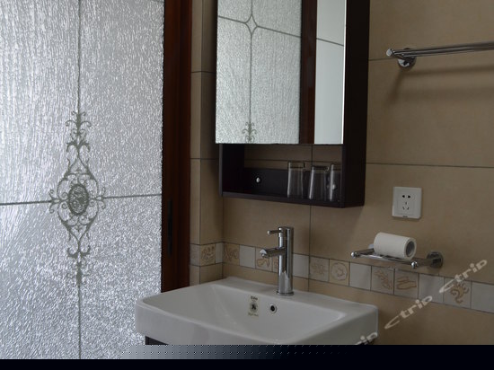 一线豪华海景套（一房一厅）