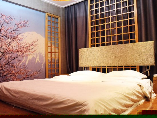 迷你摩登主题房