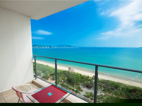 无敌海景大床房