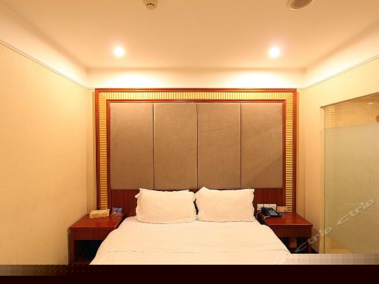 普通单人间(无窗)