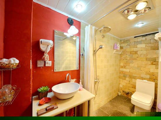 七一船型双床房