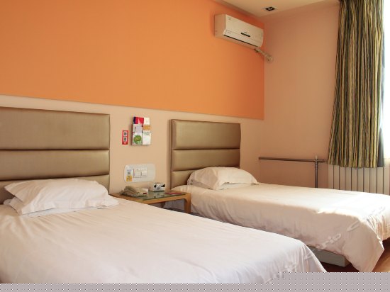 电脑商务标准房