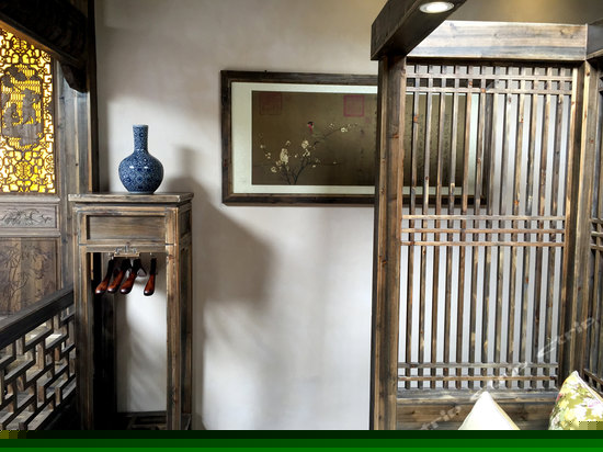 花园复式豪华套房