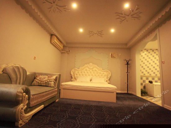 冰雪奇缘豪华浴缸房