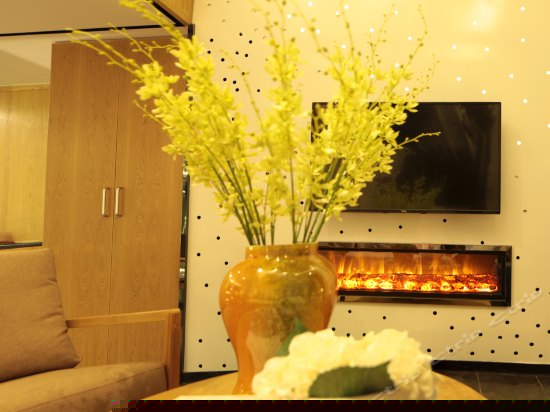 山居雅致大床房