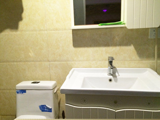 简约主题大床房