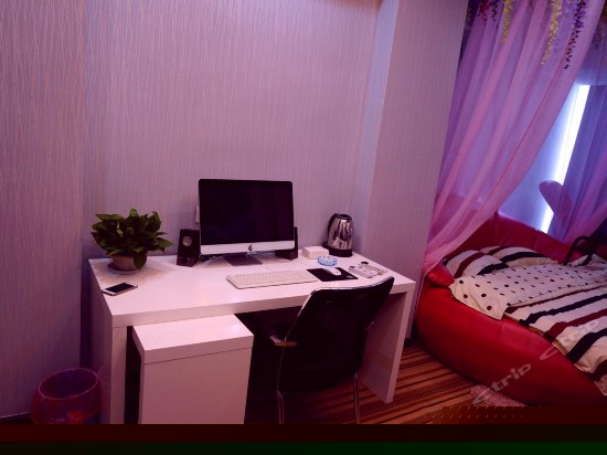 龙猫浪漫主题影院房