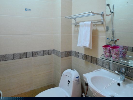 kitty主题大床房