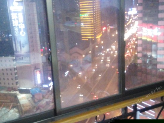 女生十人房（床位）