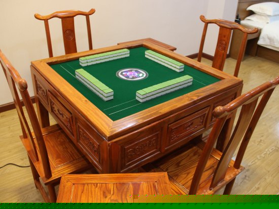 豪华娱乐麻将房