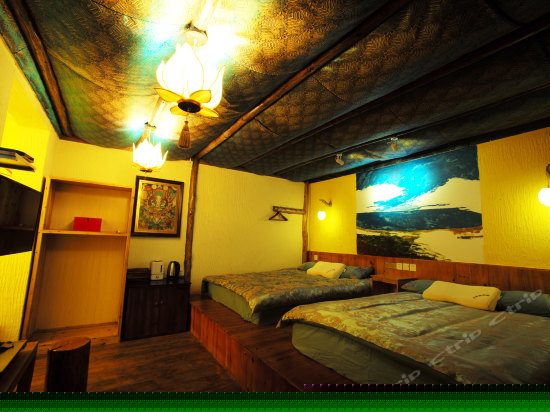 惜措豪华标准家庭房