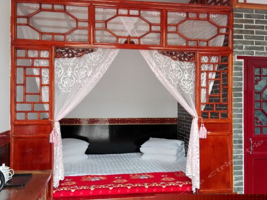 喜盈门吉祥土炕间