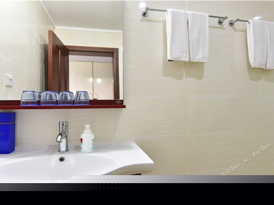 豪华园景2房1厅套房