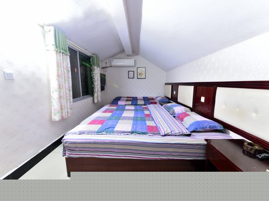 阁楼观景亲子房