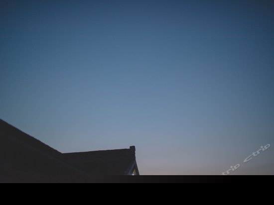 后现代独立温泉房