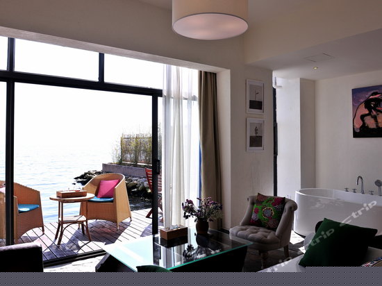 沧浪亲水海景套房