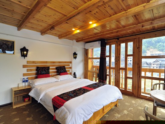 全景阳台大床房