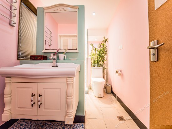 馨兰家庭套房·南院