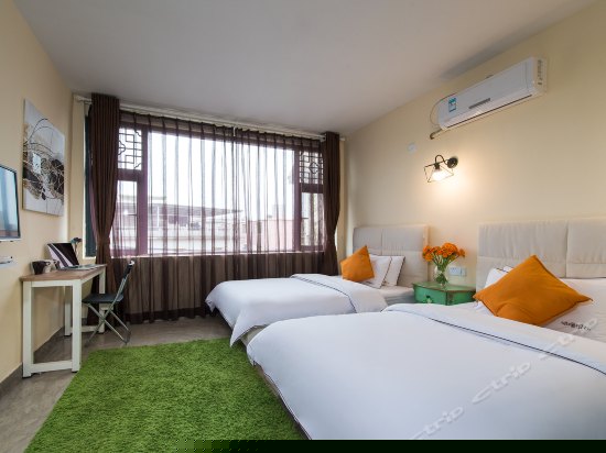 204守候岁月双床房