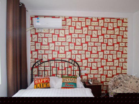 半抹阳光暖心大床房