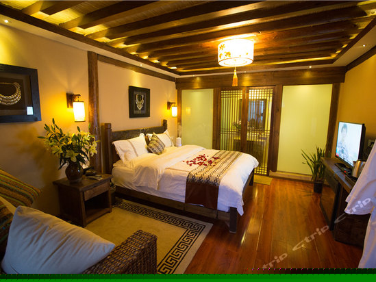 豪华大床房