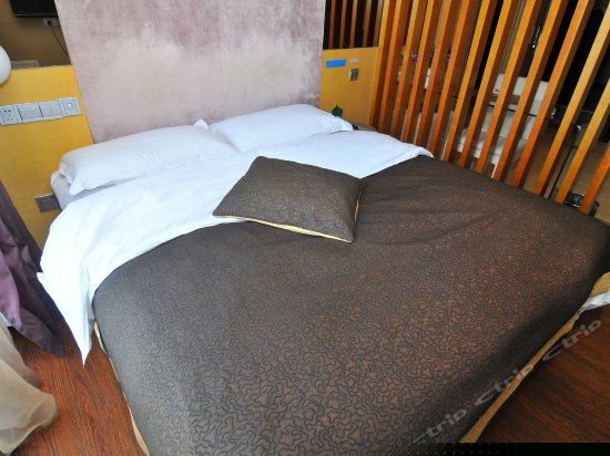 浪漫港湾大床房