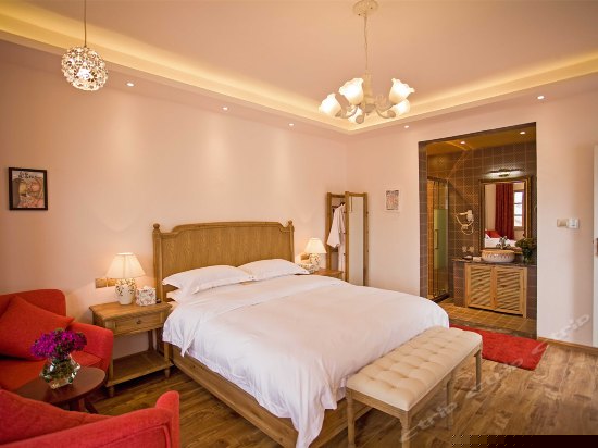 雪山蜜月观景房