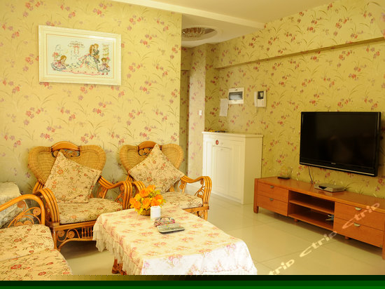 豪华跃层两房（田园风格）