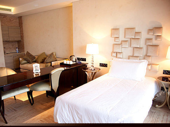 诺曼王朝奢华海景家庭套房（一房一厅）