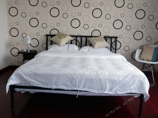 树里 庭院大床房