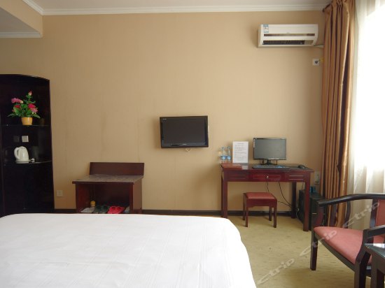 豪华电脑单人房