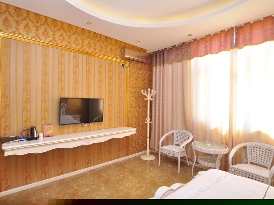 豪华尊贵大床房