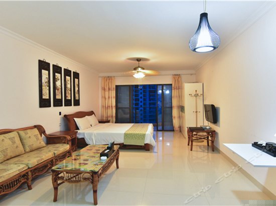 豪华园景大床房