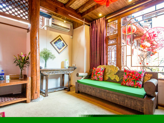 纳西庭院精品大床房